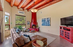 40 Paseo Del Antilope, Santa Fe, NM 87506