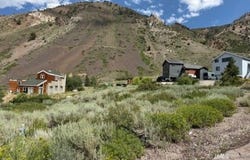 106 Manzanita, Aspendell, CA 93514