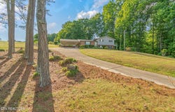 108 Pattie Gap Rd, Philadelphia, TN 37846