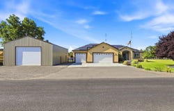210704 E Schuster Rd, Kennewick, WA 99337