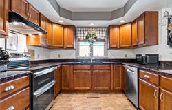 33 Wapping Drive, Bristol, RI 02809
