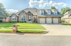 2525 Steeplechase Road, Edmond, OK 73034