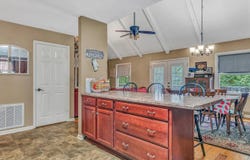 200 Cascade DR, Vinton, VA 24179