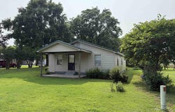 101 N Coffman, Portia, AR 72457