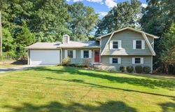 6345 Iris, Flowery Branch, GA 30542