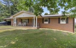1802 Brentwood Drive, Greeneville, TN 37743