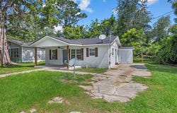 61 E Davis Ave, Lakeland, GA 31635