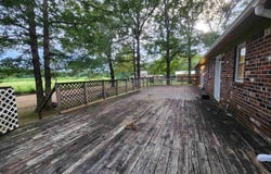294 N Riverside Drive, Hamilton, AL 35570
