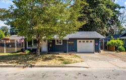 402 SW IVY Rd, Estacada, OR 97023