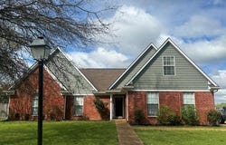 505 Lakewood Drive, Batesville, MS 38606