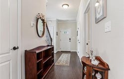 7521 Villa Ct, Gloucester Point, VA 23062