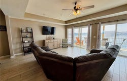 601 E Harbour Towne Drive, Lake Ozark, MO 65049