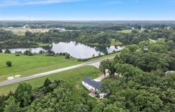 24826 Lake Drive, Warrenton, MO 63383