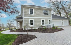1330 Prestwick Drive, Lake Geneva, WI 53147