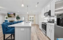39 ROBINWOOD DRIVE, REMLAP, AL 35133
