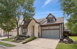 2209 Red Hawk Lane, Euless, TX 76039