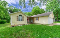 15810 Talon Lane, St Robert, MO 65584