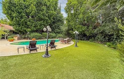 17323 Citronia, Northridge, CA 91325