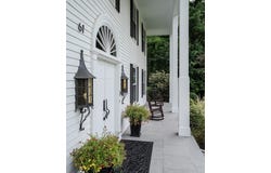 61 Prynne Ridge Rd, Longmeadow, MA 01106