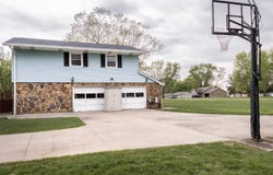 584 Trinton Circle, Bedford, IN 47421-7556