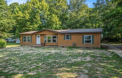 318 E Bellevue Street, Stanton, MI 48888