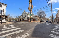 100 W MAPLE AVENUE, LANGHORNE, PA 19047