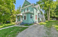 913 Egleston Avenue, Kalamazoo, MI 49001