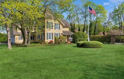 163 Bayport Avenue, Bayport, NY 11705