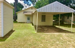 406 North Broadway Street, Caldwell, TX 77836