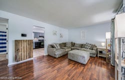 12311 Ridgemont Rd, Louisville, KY 40229