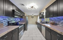 321 Justo Lane, Seven Hills, OH 44131