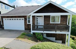 2133 MIDDLE FORK Cir, Seaside, OR 97138
