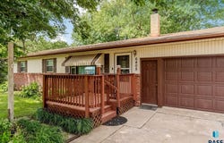 6405 N 10th Ave, Sioux Falls, SD 57104
