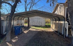 1015 Fourth St, Kerrville, TX 78028