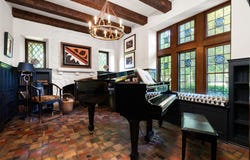 2010 Devonshire Road, Ann Arbor, MI 48104