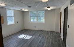517 Rhey St, Waterloo, IA 50703