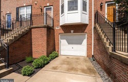 43122 FOREST EDGE SQ, ASHBURN, VA 20148