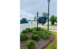 204 Scarlet Oak Drive, Headland, AL 36345