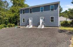 156 Grove Avenue, Groton, CT 06340