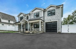 9 Hill Drive, Glen Head, NY 11545
