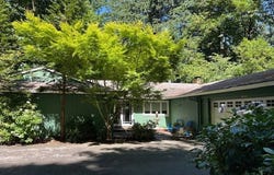 4500 W BURNSIDE RD, Portland, OR 97210