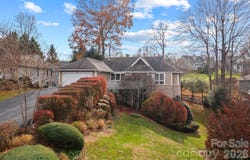 122 Broadmoor Drive, Flat Rock, NC 28731