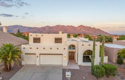 10830 N La Quinta Drive, Oro Valley, AZ 85737