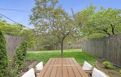 320 Broadleaf Lane, Lexington, KY 40503