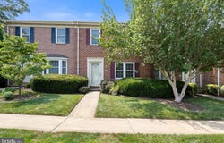 202 CHAMBERS RIDGE, YORK, PA 17402