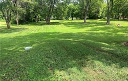 2501 S R D Mize Road, Independence, MO 64057