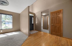 24 Sumter Ave, Lisbon, IA 52253