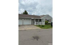 489 NE D. street, Linton, IN 47441