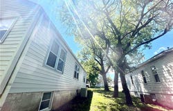 227 S Lynn Street, Nevada, MO 64772