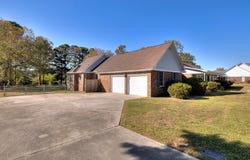 395 E Emerald Lake Drive, Sumter, SC 29153